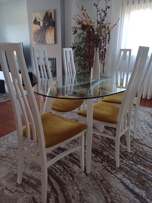 VENDO: Mesa de Jantar + 6 Cadeiras
