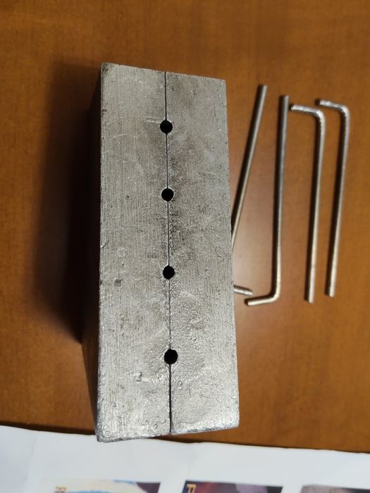 Antigo molde para chumbeiras de pesca