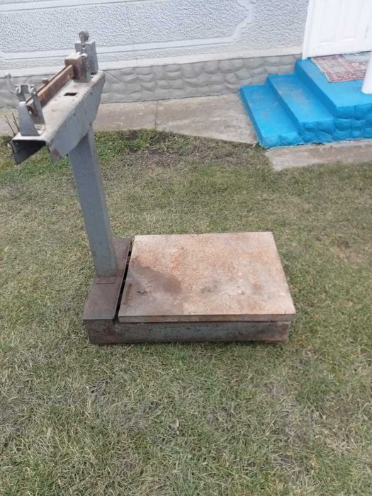 Продається вага механічна