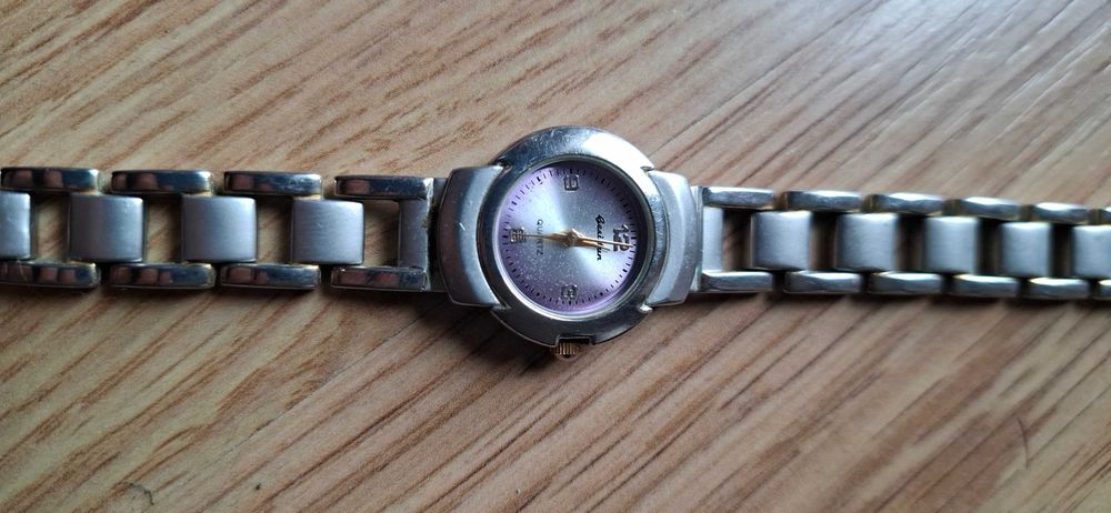 Lote 6 relógios vintage prateados dourados quartz
