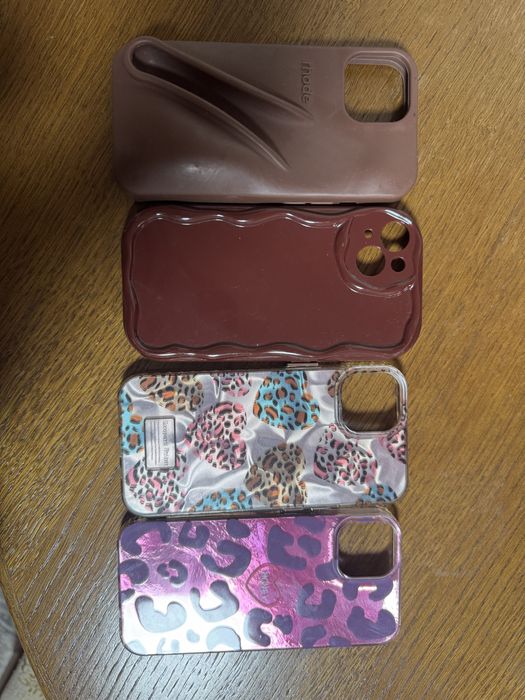 Чохли на Iphone 13