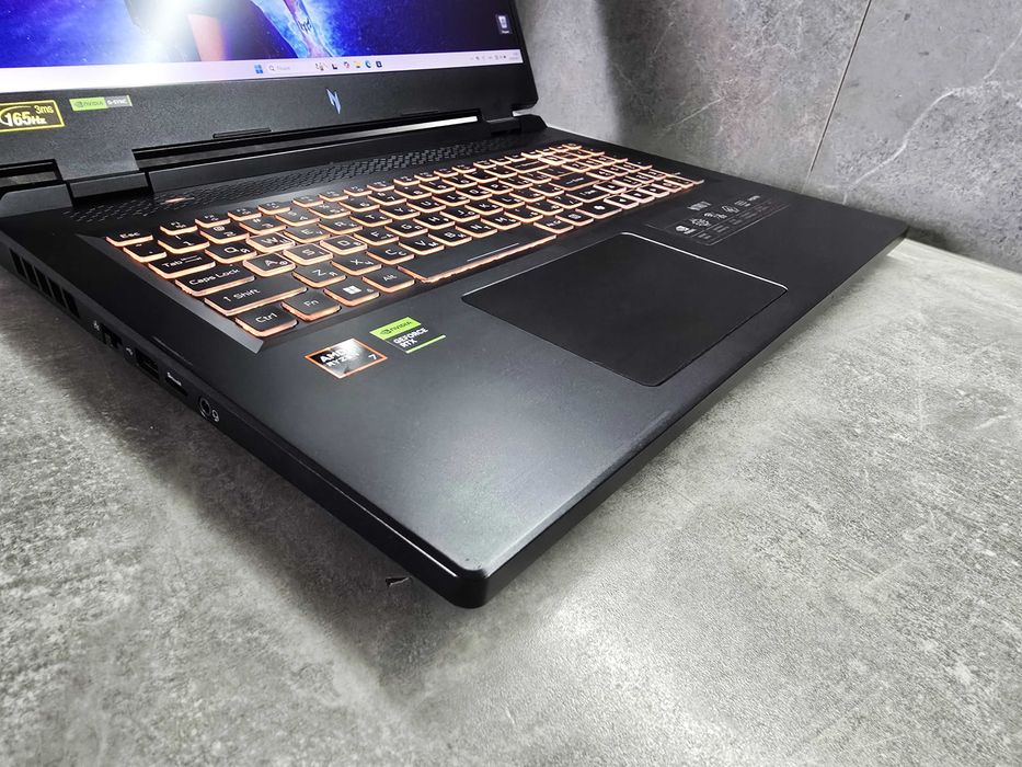 Ігровий Acer 17 Nitro RTX 4060/Ryzen 7/1Tb/16Gb DDR5