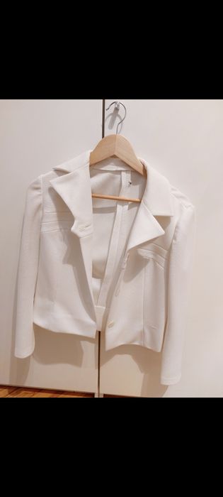 Blazer branco curto