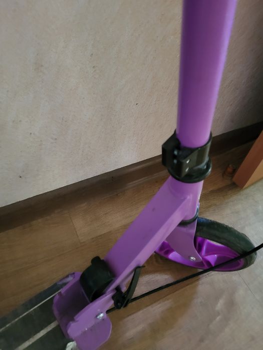 Продам дитячий самокат