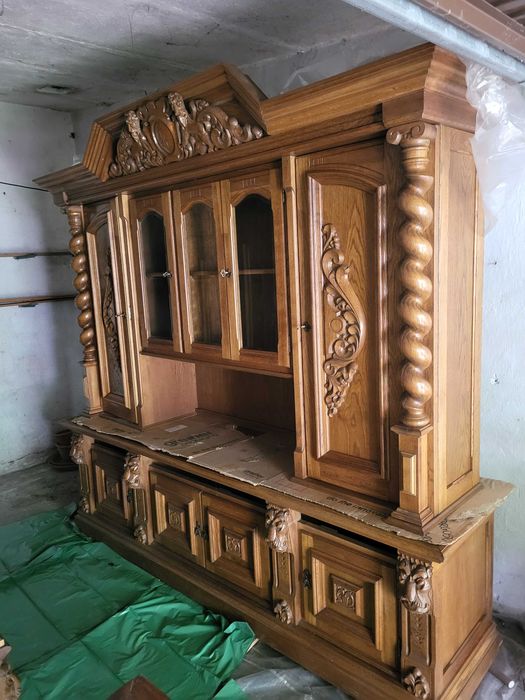 Piękny ,dębowy mebel