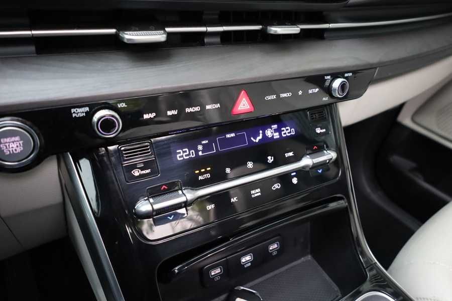 2023 Kia Carnival з ПДВ