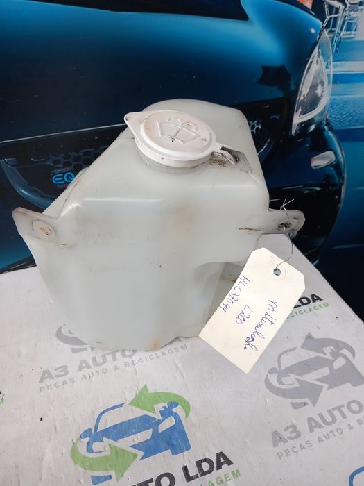 Reservatório de água do limpa vidros Mitsubishi L200