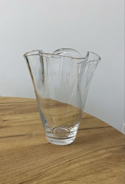 Solidny szklany wazon na kwiaty 24 cm