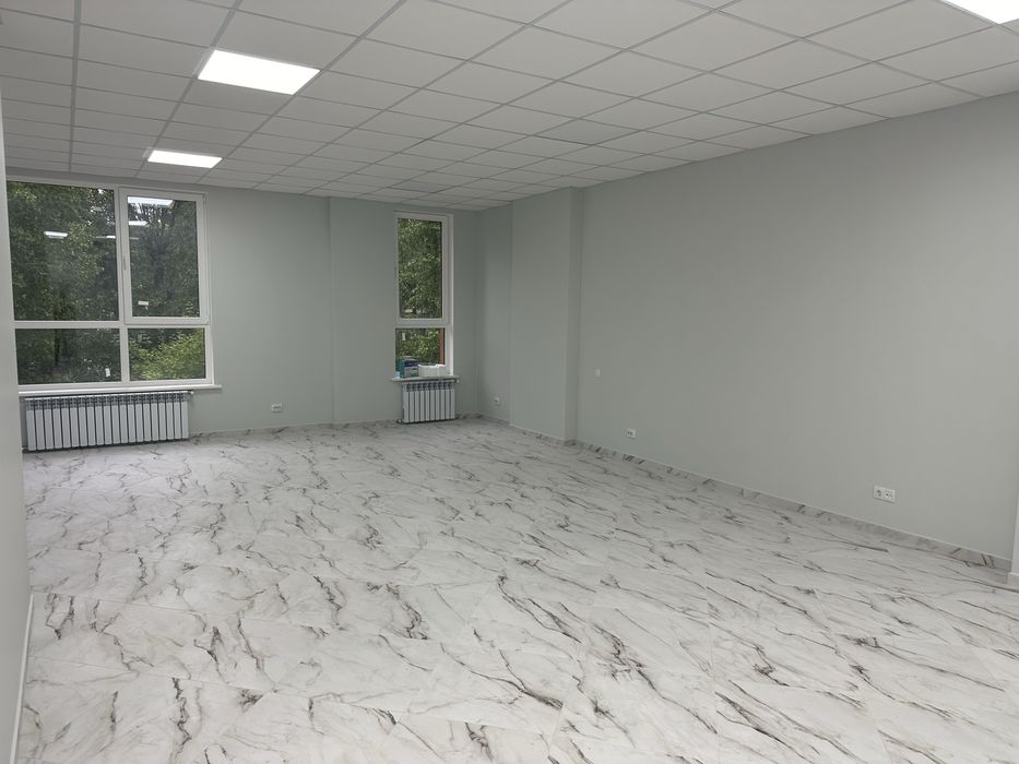 БЦ «КУТ» терміновий продаж з ремонтом!