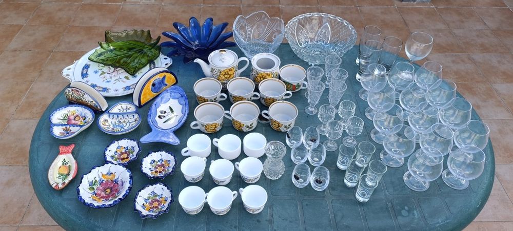 Loiça , taças ,copos,..coisinha