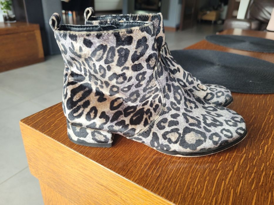 Botki Next panterka r32