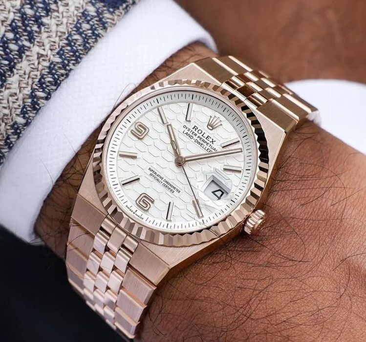 Мужские часы Rolex Oyster Perpetual Land-Dweller Gold