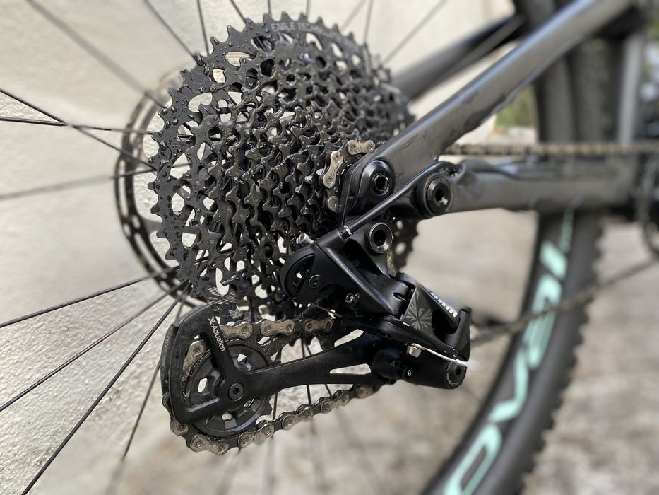 Specialized Stumpjumper EVO Pro 29 Carbono Suspensão total FOX