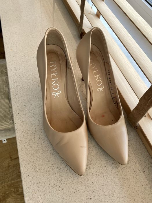 Skórzane czółenka beżowe nude RYŁKO 36 23,5cm do czyszczenia