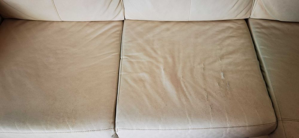 Sofá com chaise long