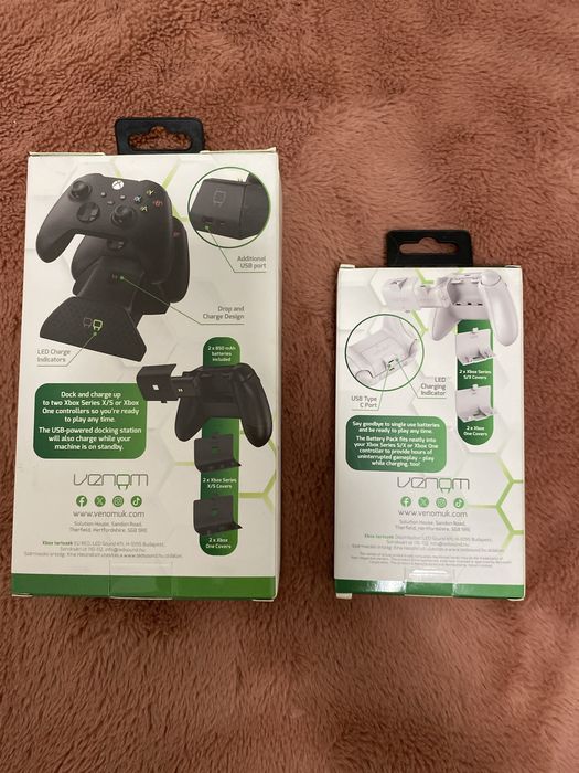 Venom Twin Docking Station