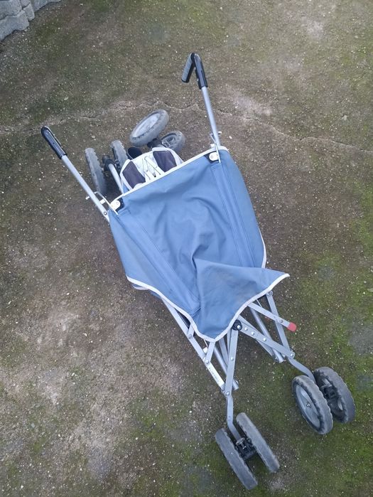 Carrinho bebê em bom estado