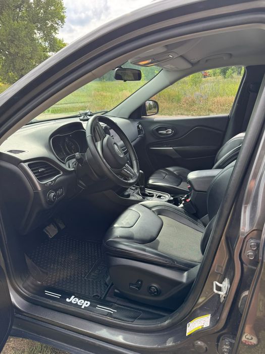 Jeep Cherokee 2018