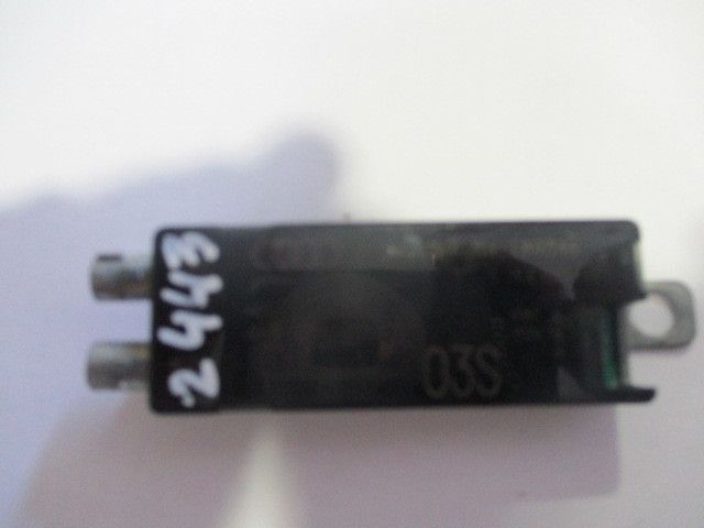 Antena AUDI A6 (4F2, C6)