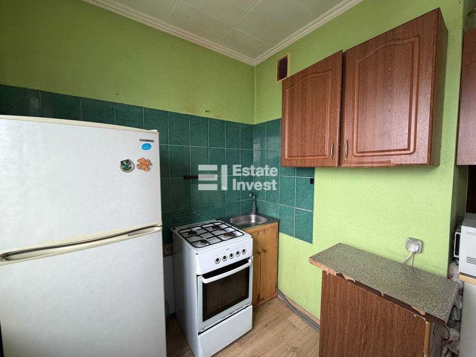 Продам 2 кімн. квартиру на вул. Валентинівська, 60