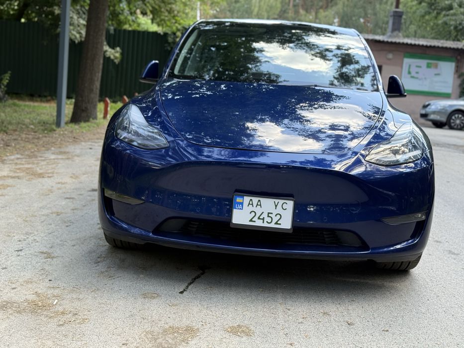Tesla model Y 7мест 500km