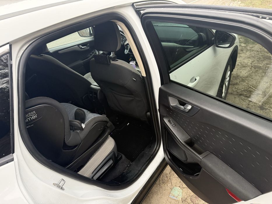 Ford Escape 2020 VIN 1FMCU9G68LUB00355 фото оголошення 10 з 16