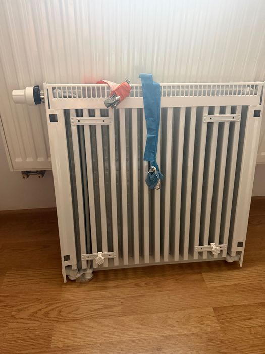 Grzejnik CV11 Purmo 60x60 prawy