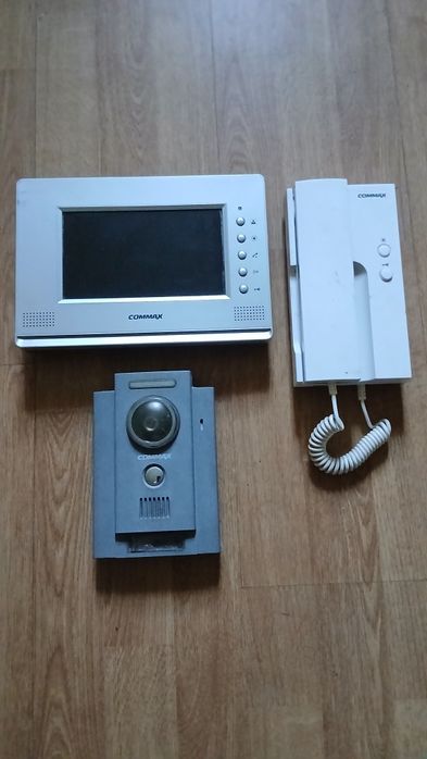 Продам  люстры  красивые