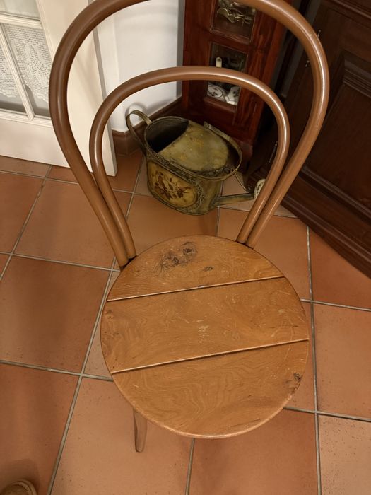 Cadeiras de mesa de cozinha