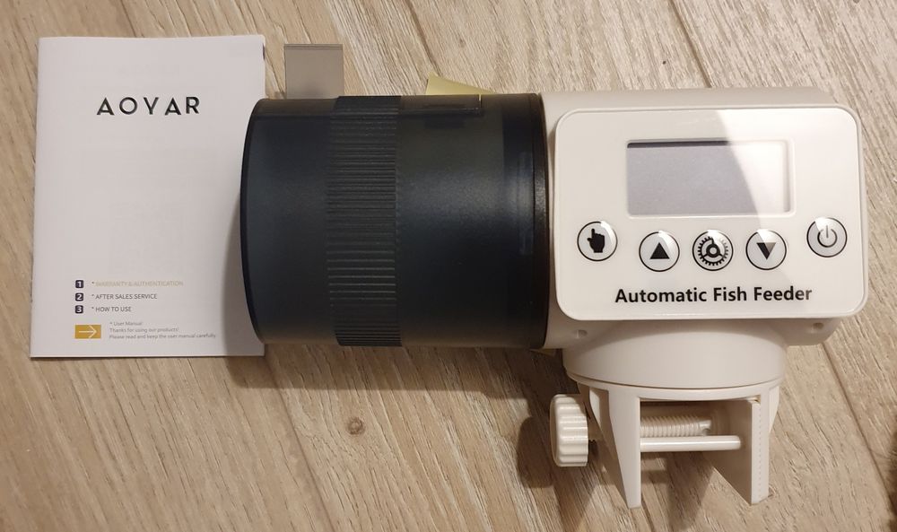 Karmnik automatyczny do AKWARIUM