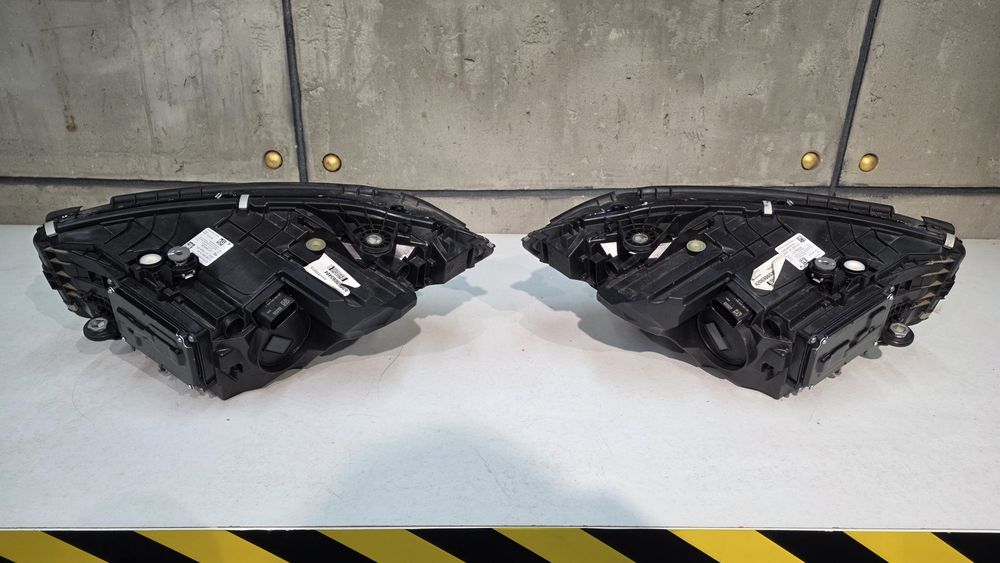 Mercedes C-Class W 206 C206 Digital LED Multibeam фари комплект OEM Європа W206 C200 C300 C43 AMG Line