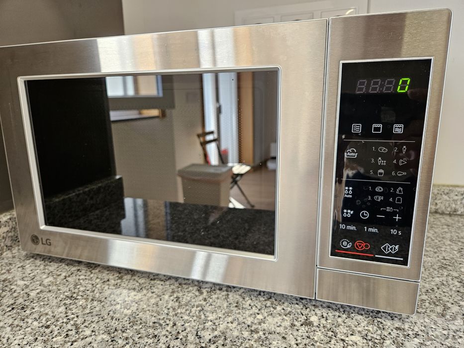 Micro-ondas LG 20L, com grill | Excelente estado