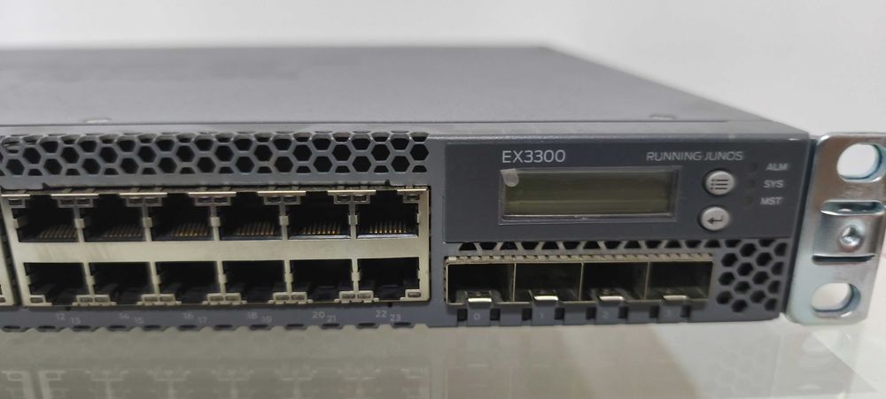 Juniper EX3300 Switch_NR1