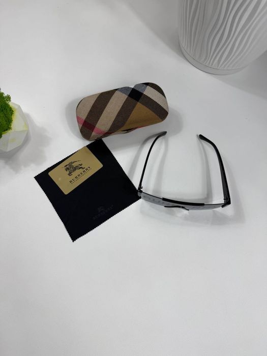 Окуляри Burberry сонцезахисні Чоловічі окуляри Барбері у пакуванні