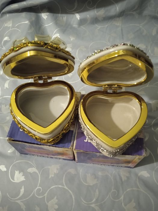 Шкатулки керамика