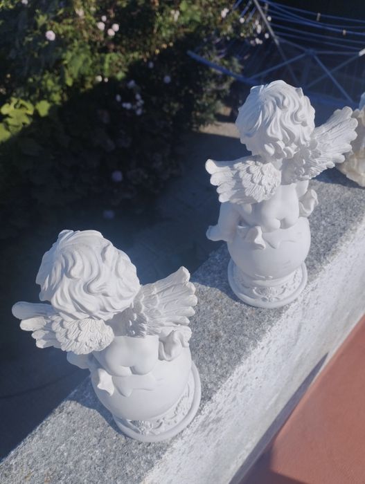 Two Angels for Decoration.64409364642050125