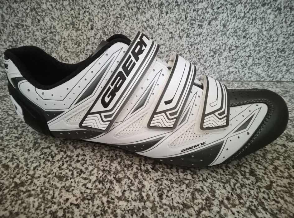 Sapatilha de ciclismo de estrada