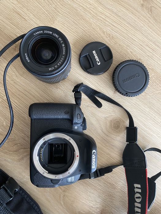 Maquina fotografica canon 700D com pouco uso