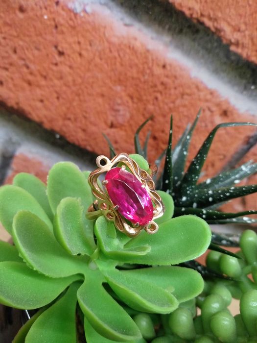 Stary Pierścionek złoty 583 z rubinem PRL