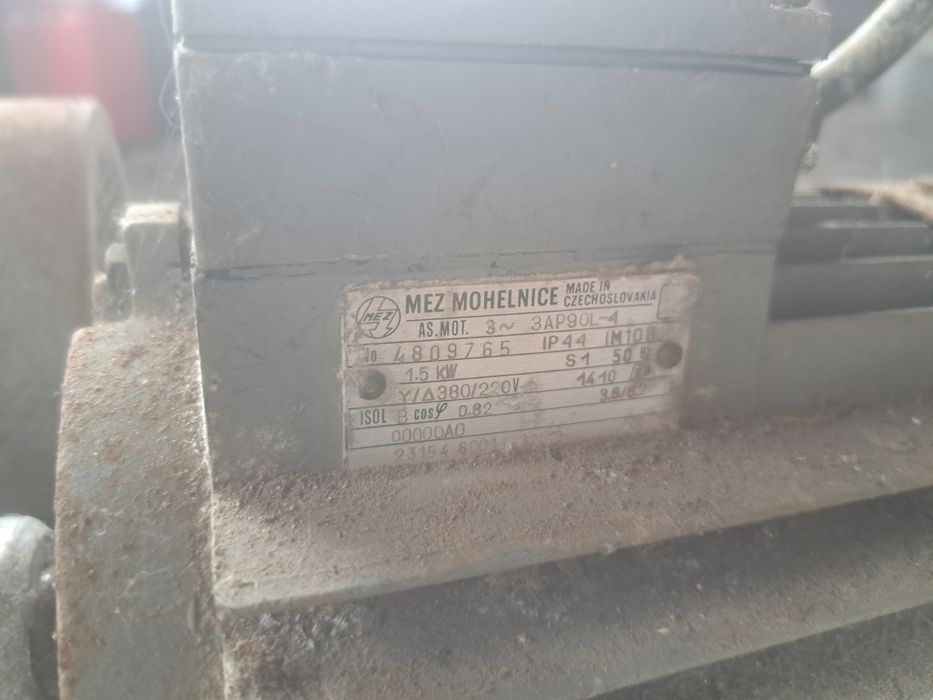 silnik elektryczny MEZ 2 szt Mohelnice 3A 1.5kw 380v / 220vP90L-4