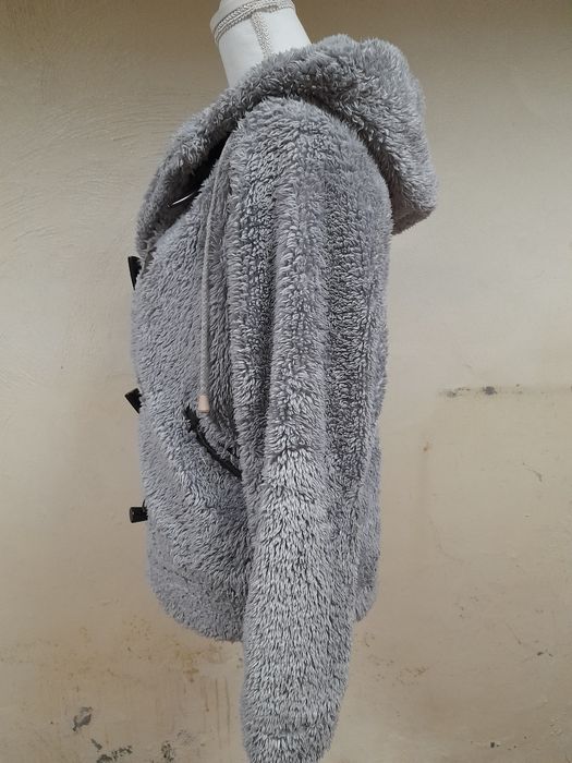 Casaco senhora forrado em pelo sintético tamanho.L