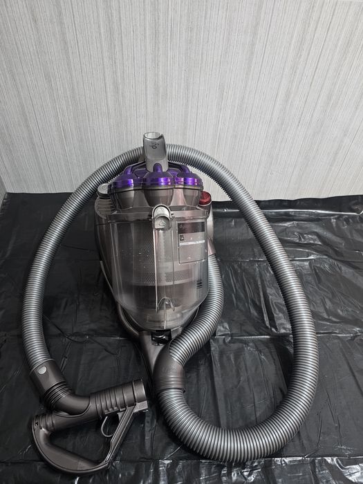 Пилосос Dyson  DC19