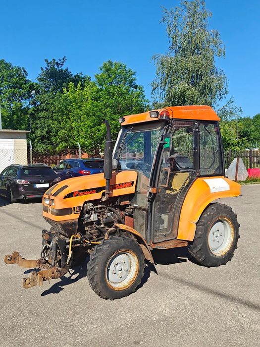 MTZ MTZ 320 AMK  ciągnik rolniczy MTZ 320 AMK