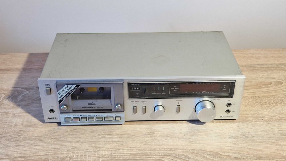 Technics RS M225 magnetofon