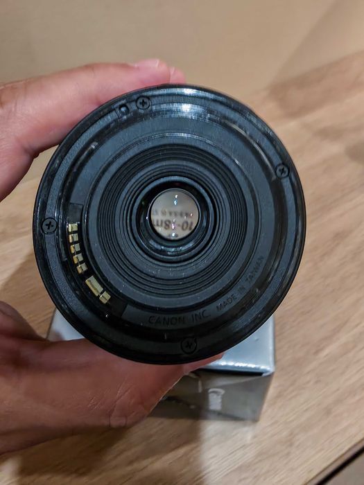 Objetiva Canon EF-S 10-18mm f/4.5-5.6 IS STM AF – Excelente Estado!