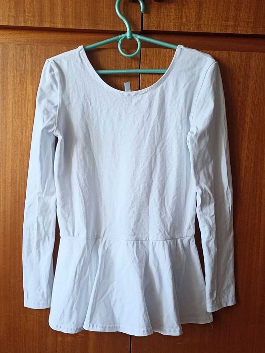 Купальник белый для гимнастики и хореографии с юбкой на рост 134-140