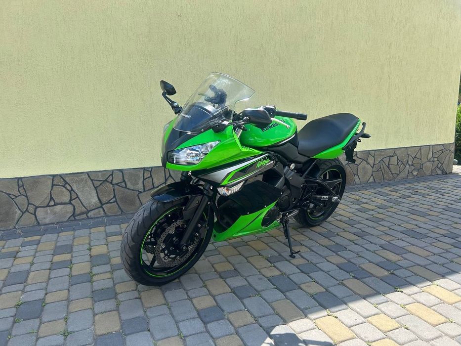 Kawasaki ninja 400r