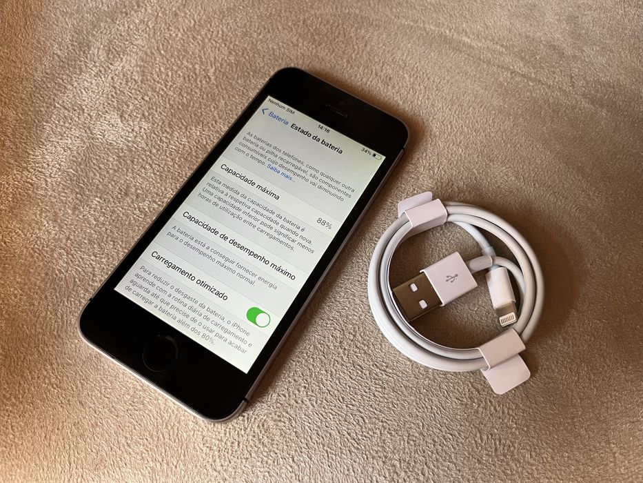 Iphone SE 32gb livre desbloqueado