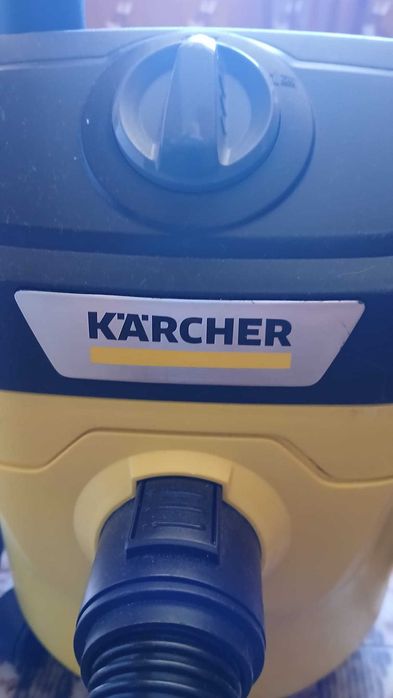 Aspirador de Pó e Líquidos KÄRCHER WD – Muito Bom Estado