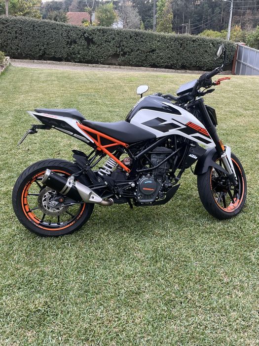 Ktm duke 125(cheia de extras)